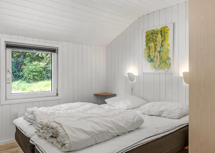 Livni - 3-8km From The Sea By Interhome